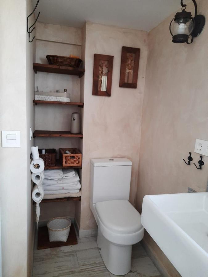 Un Apartamento Vacacional Con Detalles De Un Hogar ไมเรียนา เดล อัลคาราเฟ ภายนอก รูปภาพ