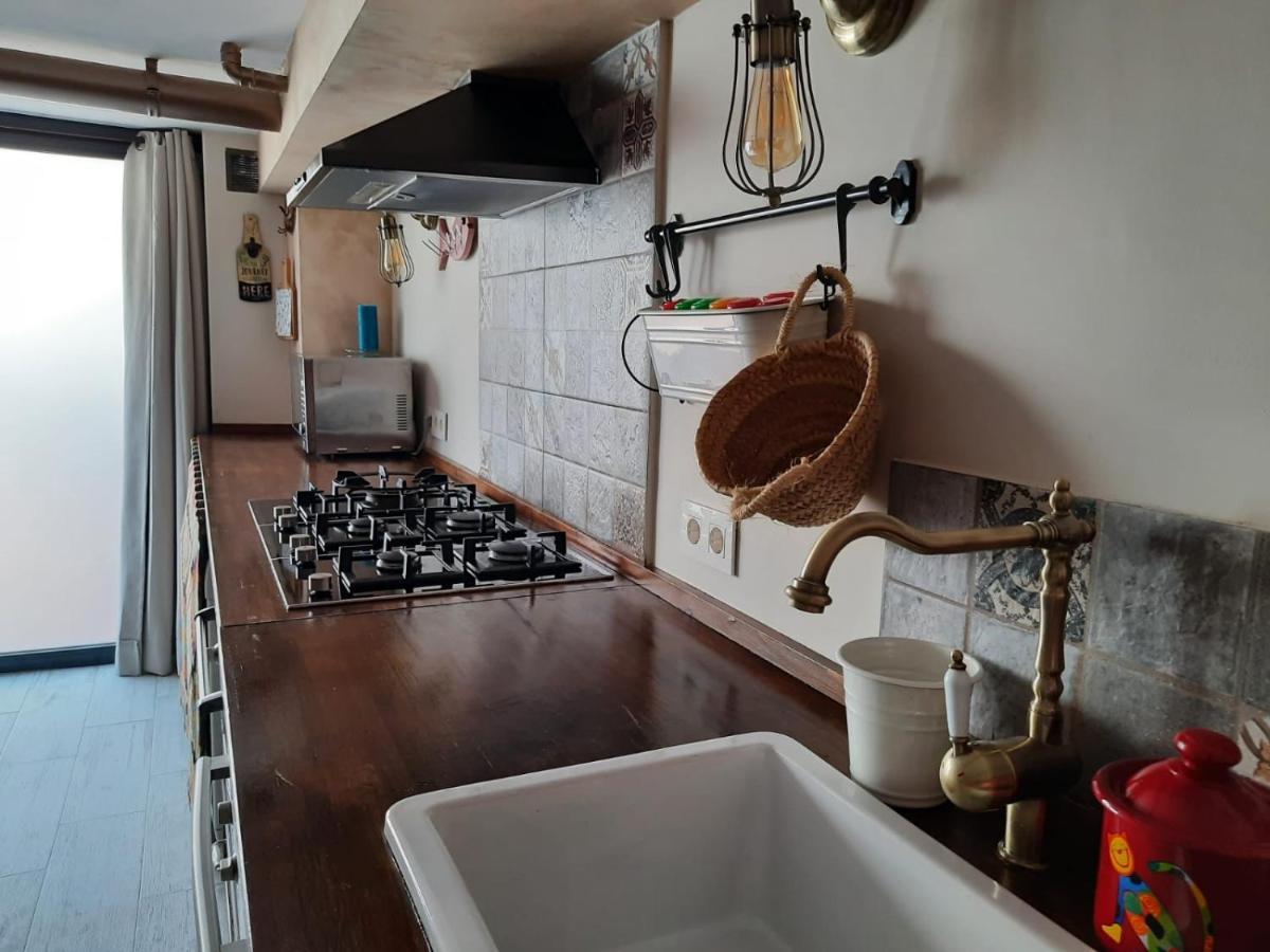 Un Apartamento Vacacional Con Detalles De Un Hogar ไมเรียนา เดล อัลคาราเฟ ภายนอก รูปภาพ